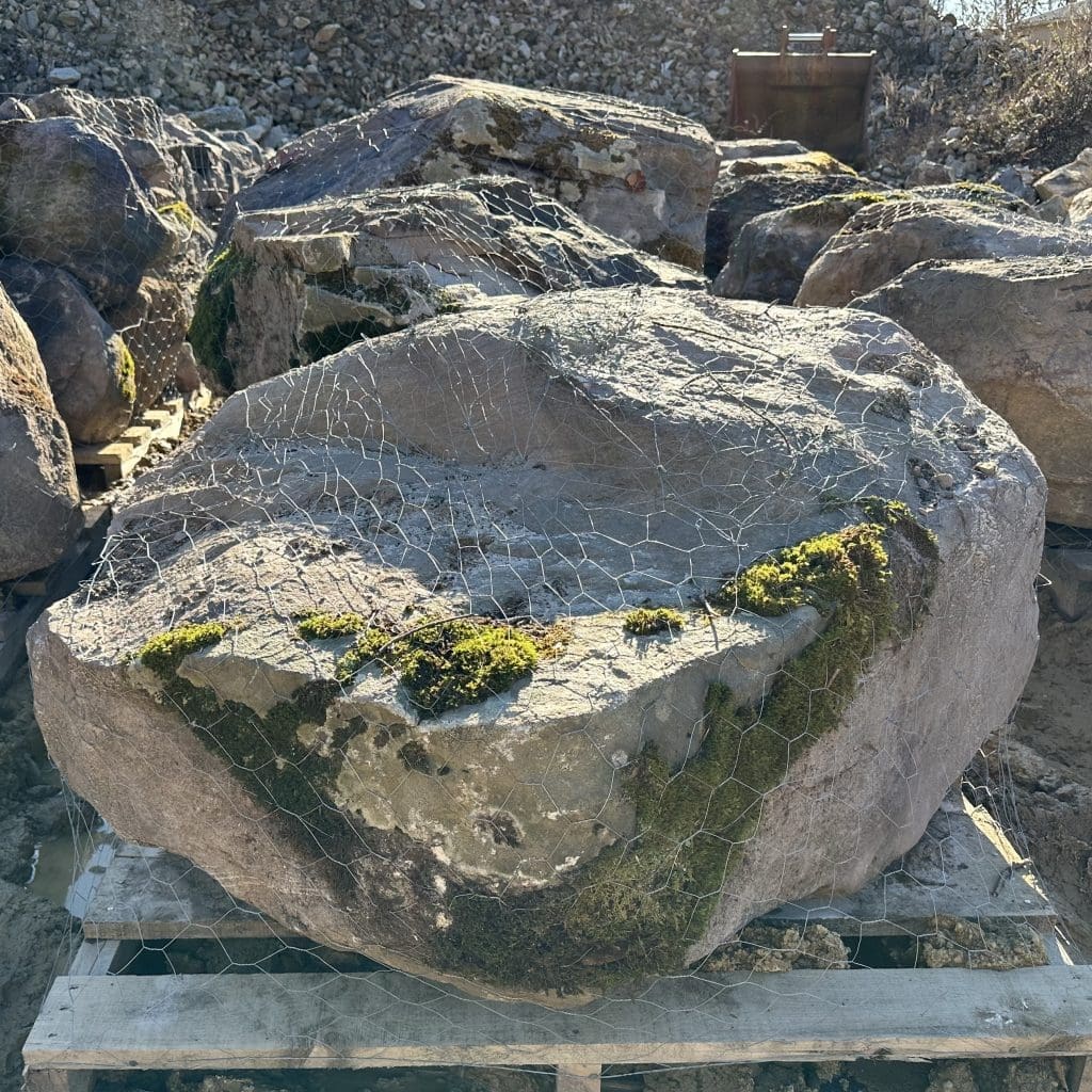 PA Field Singles Boulders